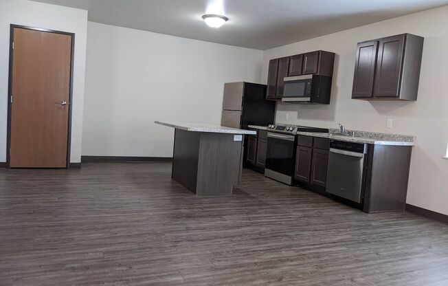 1 bed, 1 bath, 630 sqft, $945, Unit 413