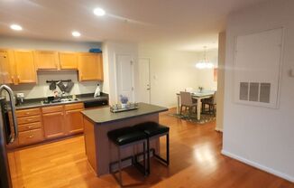 2 beds, 2 baths, $1,650, Unit Unit 207