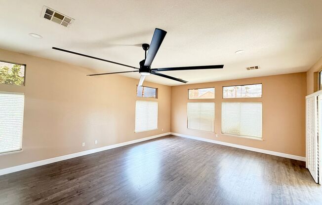 4 Bed/ 2.5 Bath Home for Rent!