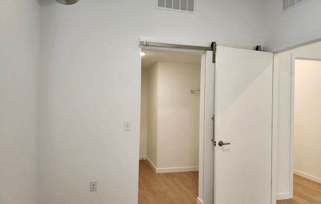 1 bed, 1 bath, 579 sqft, $1,299, Unit 103