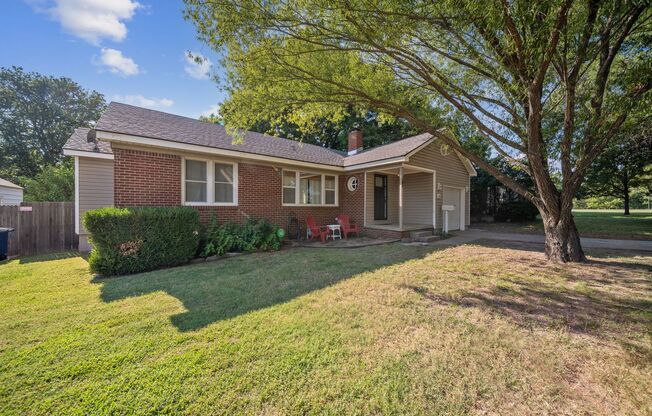 Adorable Home in the Heart of Midtown!