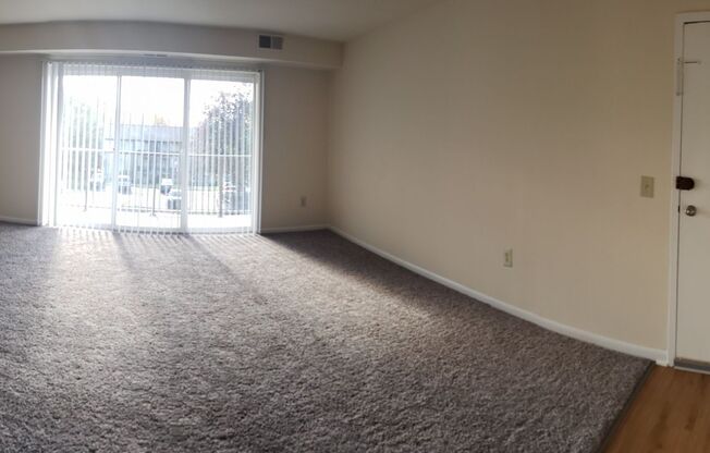 2 beds, 1.5 baths, 1,050 sqft, $1,900, Unit 3404 #101