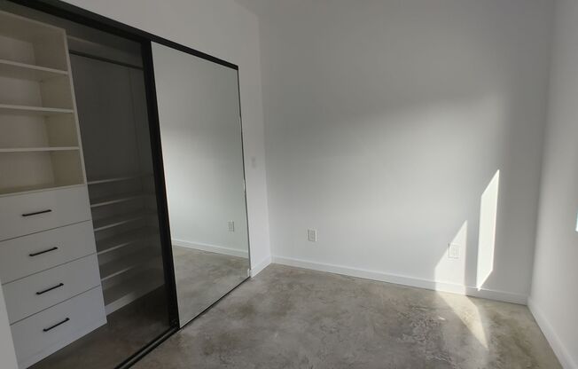 2 beds, 1 bath, 525 sqft, $2,995, Unit Unit 14