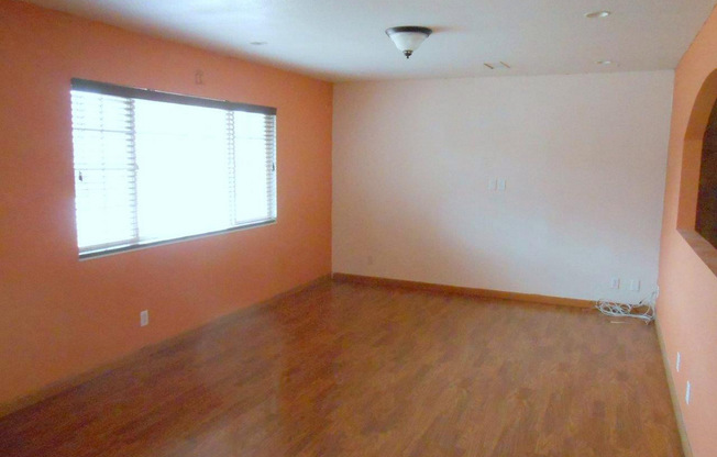Spacious 1 story home in Spring Valley