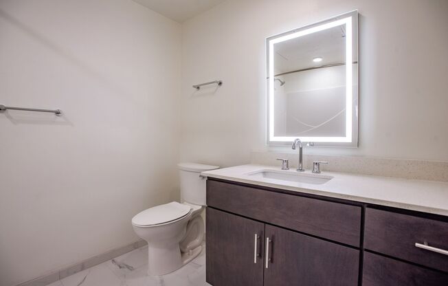 1 bed, 1 bath, 648 sqft, $1,395, Unit APT 210