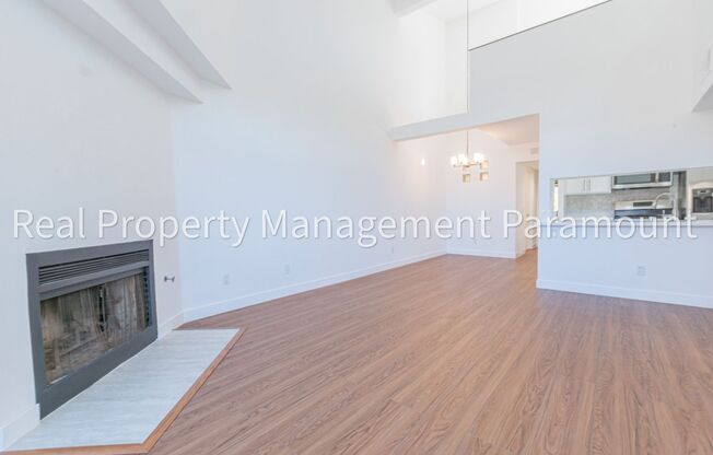 Spectacular 2 Bedroom, 2 Bath Condo with Large Loft flex-space