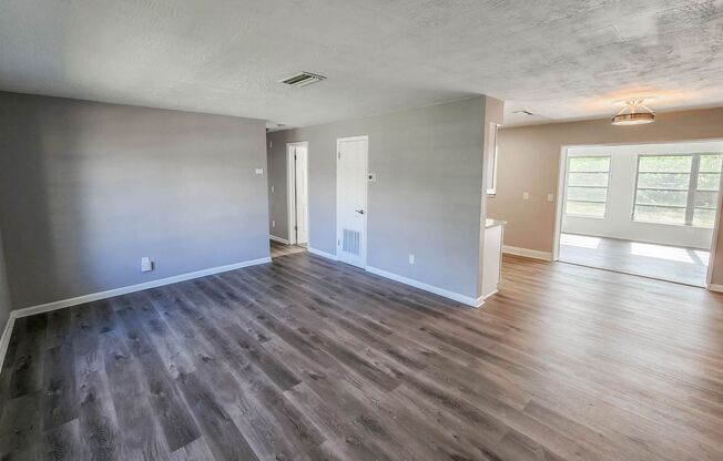 FULLY RENOVATED 3/1.5 AVAILABLE NOW!