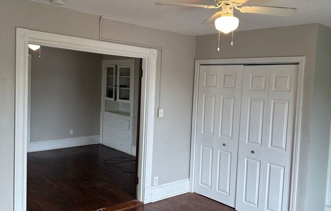 3 beds, 1 bath, $1,900