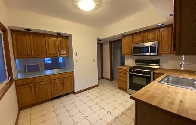 7 GORHAM RD