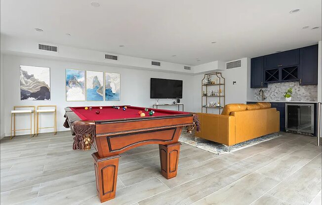 1 bed, 1 bath, $3,827, Unit PHC