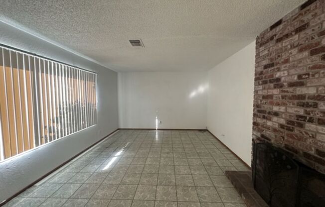 3 beds, 2 baths, $2,600