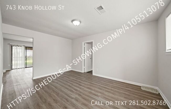743 KNOB HOLW ST