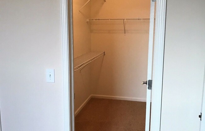 2 beds, 2 baths, 1,190 sqft, $1,470, Unit 5403LLS #92