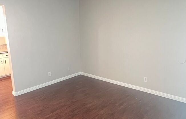 505-507 Eastmont Ave, Los Angeles