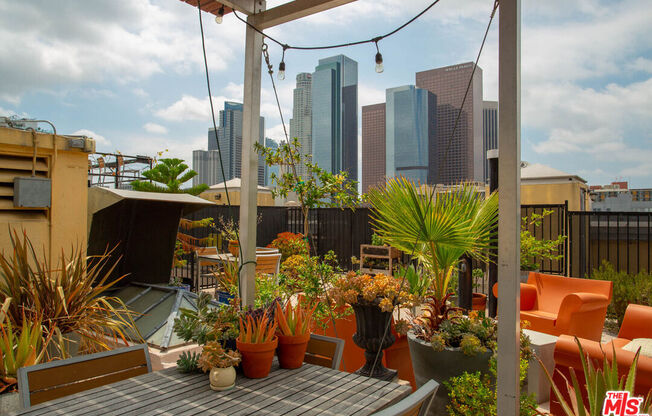 1 bed, 1 bath, 760 sqft, $2,200, Unit 514