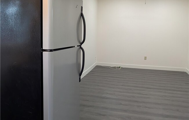 2621 1/2 E MICHIGAN ST