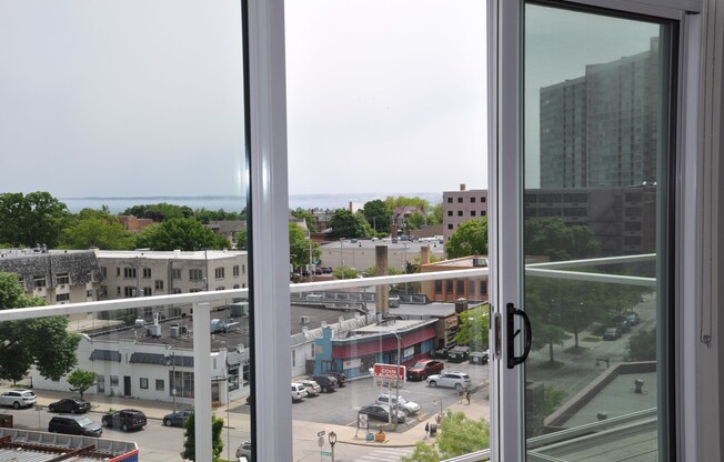 1 bed, 1 bath, 840 sqft, $1,800, Unit 511
