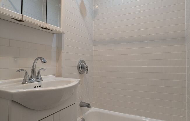 Studio, 1 bath, 10,800 sqft, $2,350, Unit D