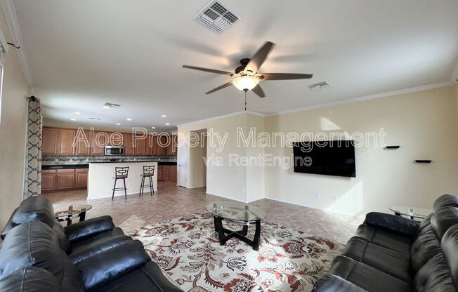 838 E EUCLID AVE