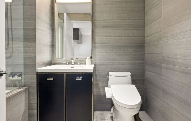 1 bed, 1 bath, 696 sqft, $7,000, Unit 7B