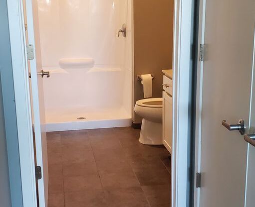 2 beds, 2 baths, 948 sqft, $1,367, Unit 502W