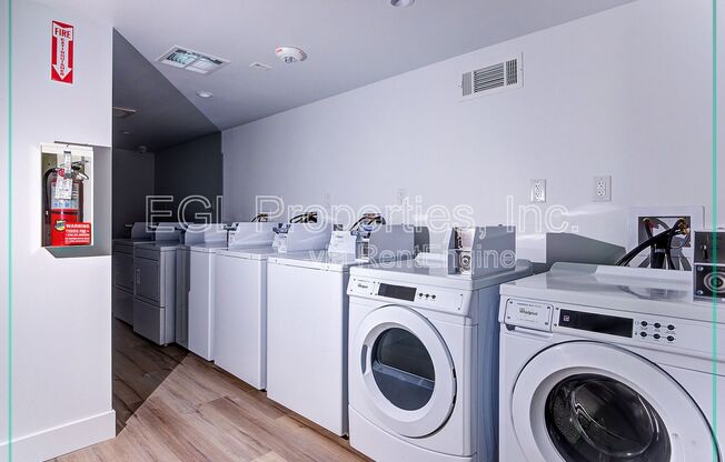 1 bed, 1 bath, 607 sqft, $2,350, Unit 602