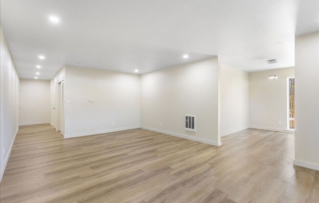 528 MERRITT AVE #103 - 2 bedroom | 2 bath | Lower unit