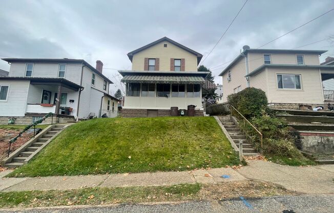 Lease-to-Own This Minor Fixer Munhall Home with Affordable Monthly Payments!