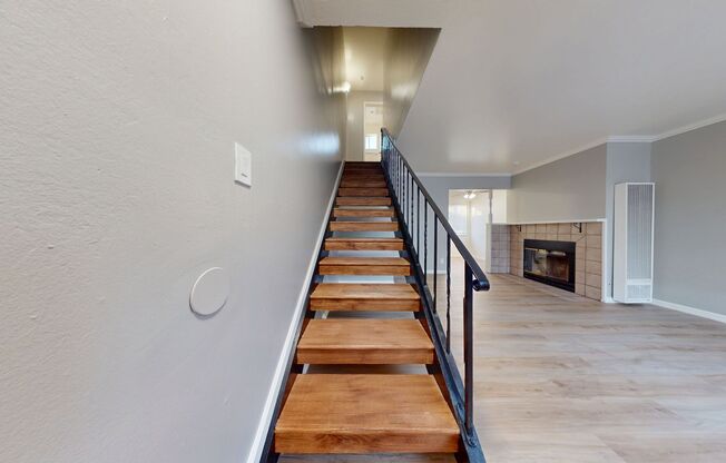 2 beds, 1 bath, 715 sqft, $2,450, Unit 418-1