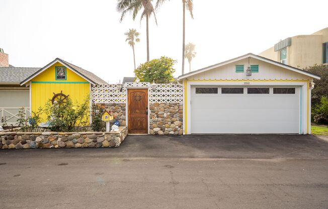 Hawaiian Beach Style Home in the Solimar Beach Community!