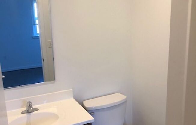 2 beds, 2 baths, $1,899, Unit 527