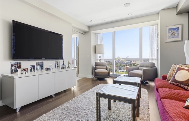1 bed, 1.5 baths, 858 sqft, $6,000, Unit 27F