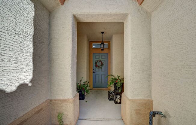 2 beds, 2 baths, $2,300