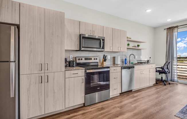 The Leo Apartments & Furnished Executive Suites Indianapolis