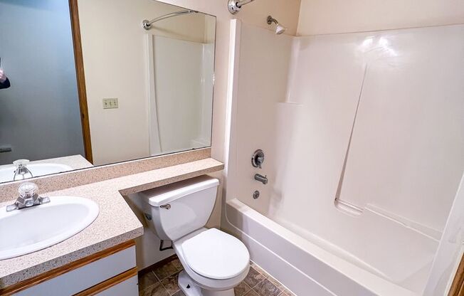 1 bed, 1 bath, 586 sqft, $1,495, Unit 216