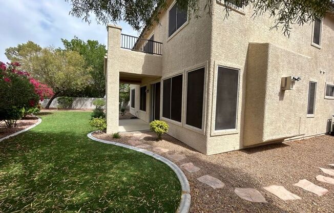 3 beds, 3 baths, $2,395