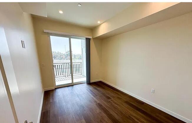 1 bed, 1 bath, 750 sqft, $2,650, Unit 305