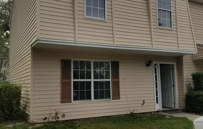 3 bedroom townhome available in Whitfield on the Ashley