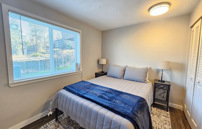 2 beds, 1 bath, 850 sqft, $1,295, Unit 109