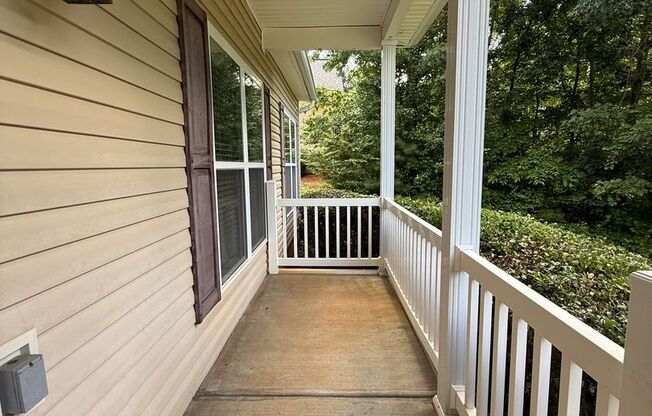 Nicely appointed ranch on almost 1/2 acre!