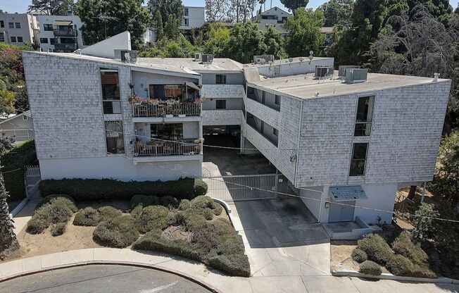 Park Edgecliffe Apartment Community