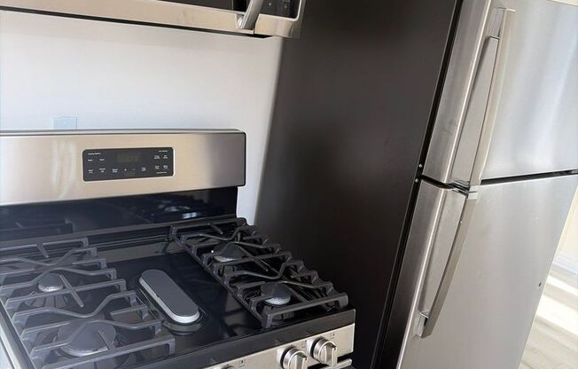 1 bed, 1 bath, $1,995, Unit C