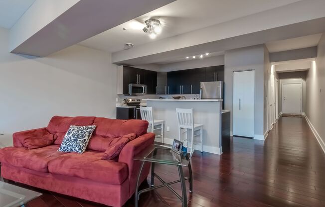 1 bed, 1.5 baths, 812 sqft, $1,575, Unit Mary 302