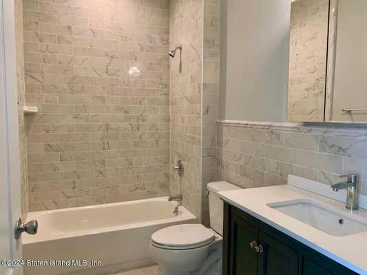 3 beds, 3 baths, 1,275 sqft, $3,350, Unit 1