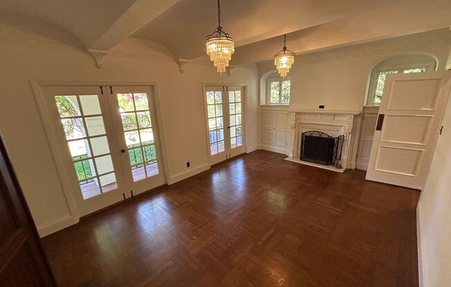 Luxury Family Oasis with Pool in San Mateo Park 4BD/3BTH