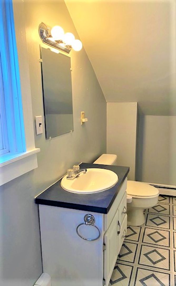 Providence/PC Area Single Family - $2,550