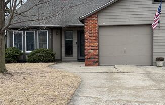 2 STORY...2 Bedroom 2 Bath Condo