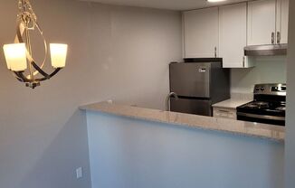 1 bed, 1 bath, 800 sqft, $1,425, Unit 5