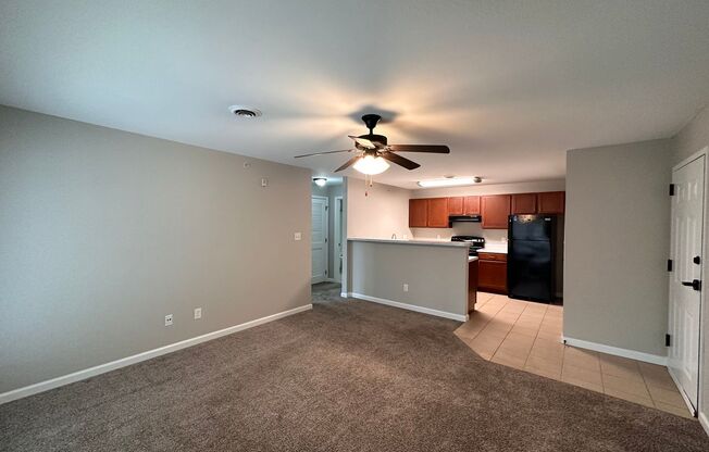 1 bed, 1 bath, 785 sqft, $1,295, Unit 4820 # 201