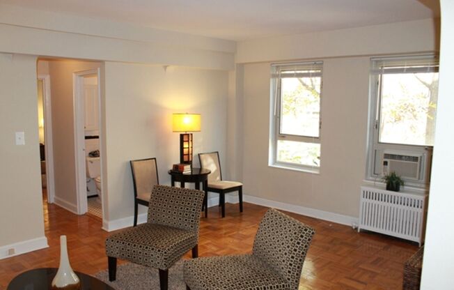 1 bed, 1 bath, 700 sqft, $2,650, Unit 519